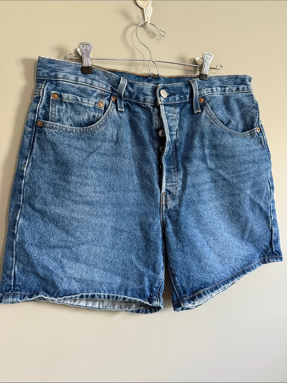 Levis dark blue